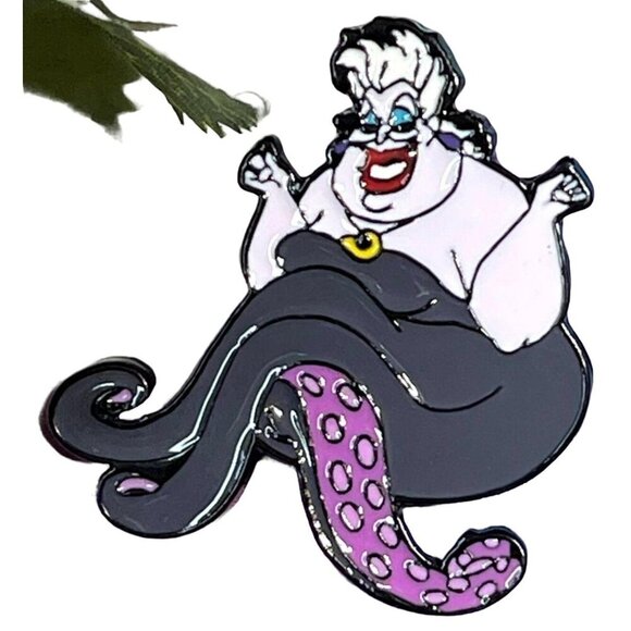 Ursula Villain Lapel Pin Little Mermaid Ariel Brooch Badge Accessories Jewelry - Picture 1 of 5